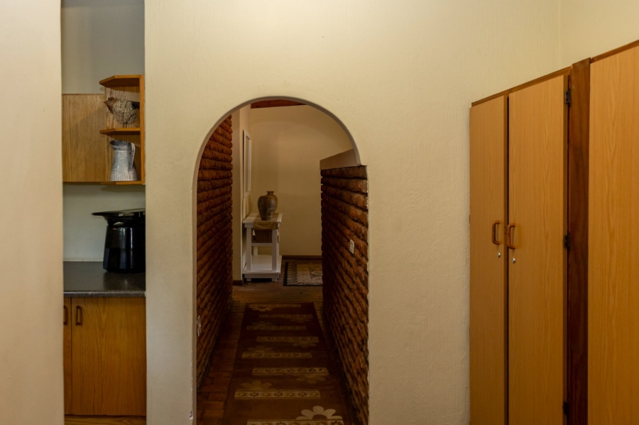 4 Bedroom Property for Sale in Ifafi North West